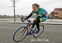 De Zwolse wielrenster Kirsten Wild in het Voorjaar van 2006. In 2008 schreef Wild meerdere grote wedstrijden zoals De Omloop Het Volk op haar naam. (Foto: Bert treep) Tekst en foto zijn verschenen in de Peperbus.